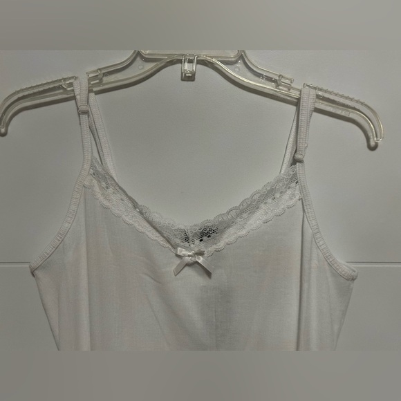 ✨NWT✨ Torrid: Women’s Camisole- Size Torrid 1/1X/14-16 - Picture 2 of 9